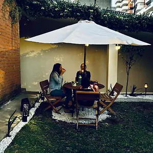 Nomad House Гостевой дом